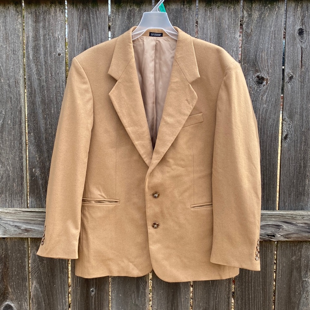 Oscar de la Renta Men’s Camel Hair Sports Coat
